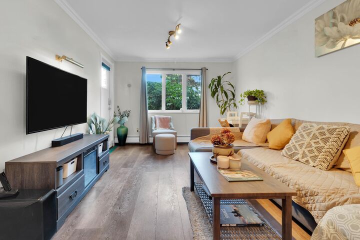 1122 King Albert Avenue 106 — photo 1