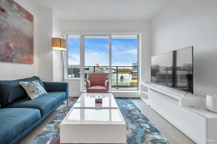 Property Photo: 5788 Gilbert Road 811 BC V7C 0G1