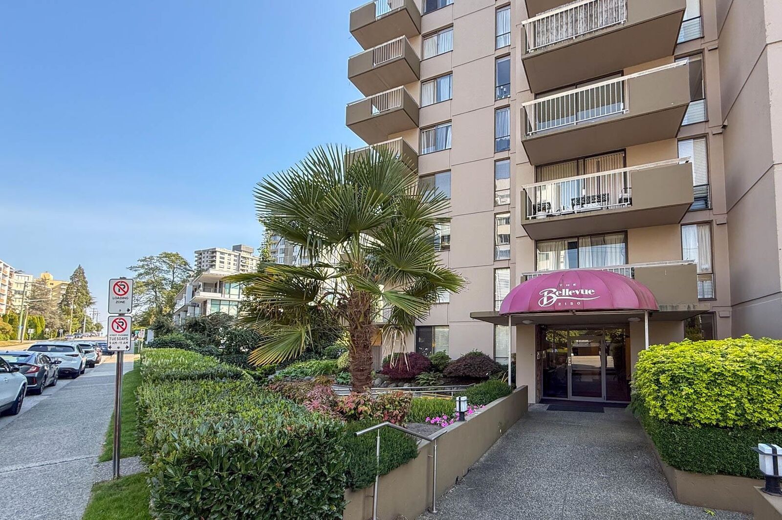 Property Photo:  2150 Bellevue 403  BC V7V 1C4 