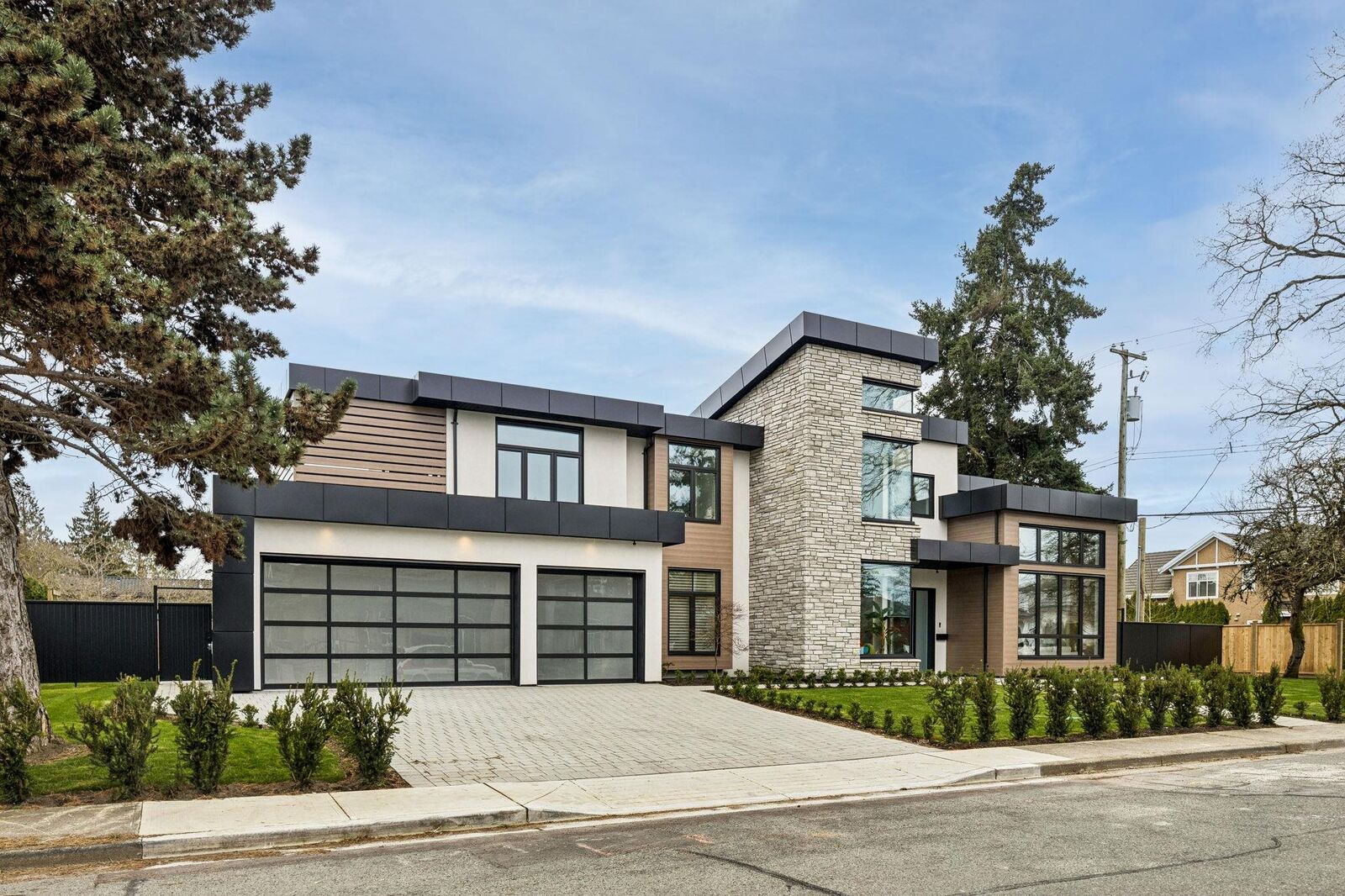 Property Photo: 4420 Stonecrop Avenue BC V7C 1L7