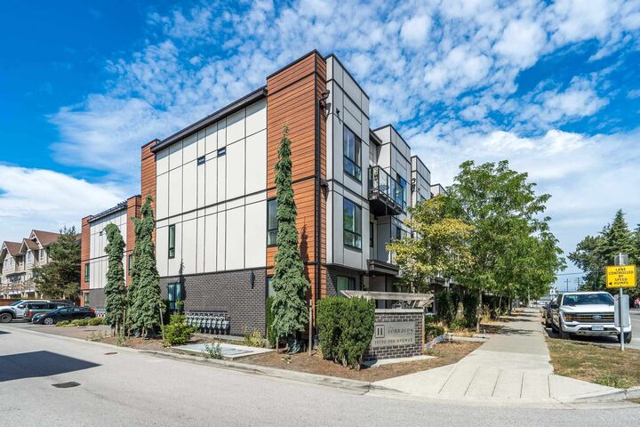19790 55A Avenue 14 — photo 1