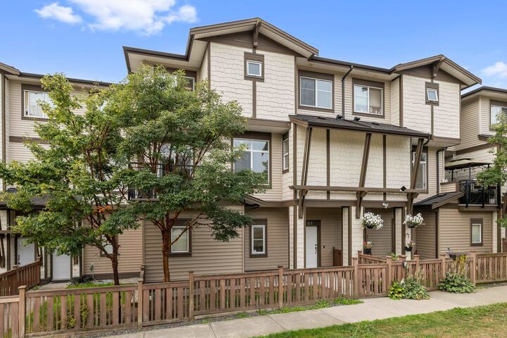 Property Photo: 19433 68 Avenue 89 BC V4N 6M8