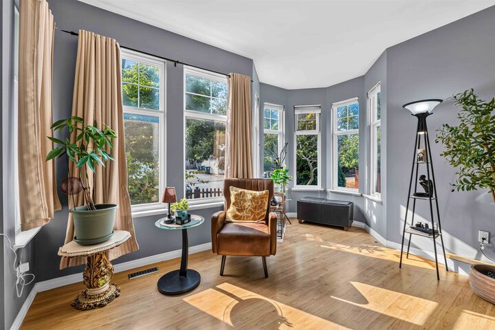 5790 149 Street — photo 1