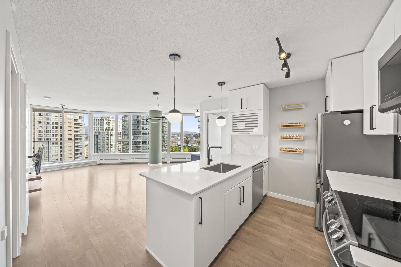 Property Photo: 689 Abbott Street 2202 BC V6B 0J2