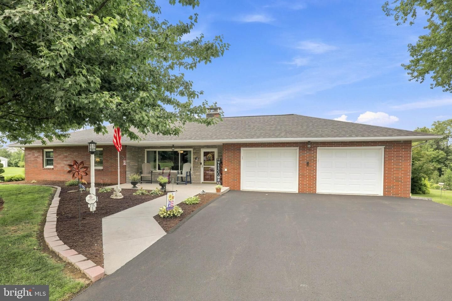Property Photo:  215 Wynwood Drive  PA 17584 