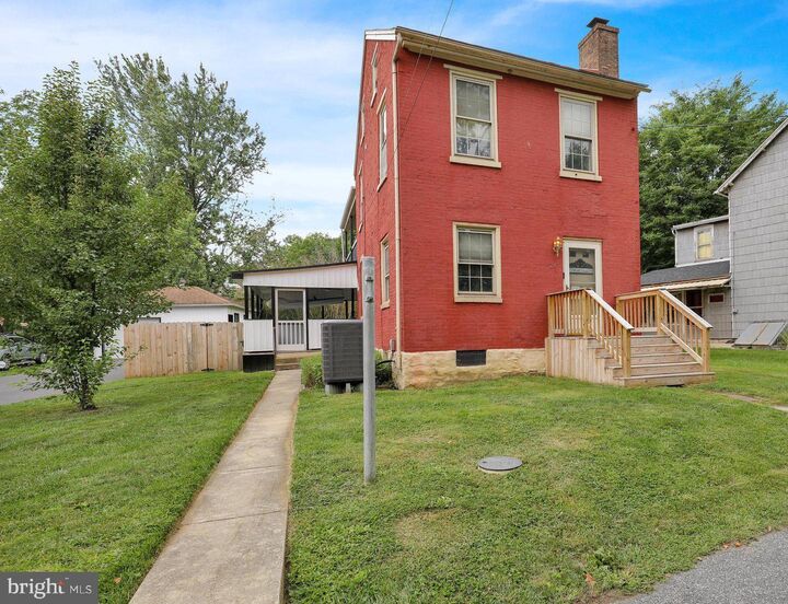 Property Photo:  26 S Schuylkill Avenue  PA 19533 