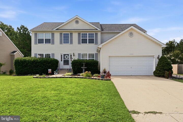 Property Photo: 47089 Sorrel Drive MD 20653