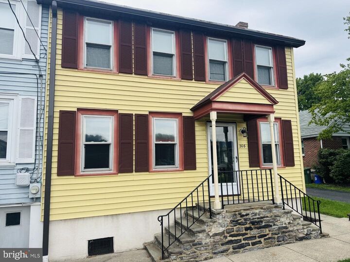 Property Photo:  208 W 2nd Street  PA 19506 
