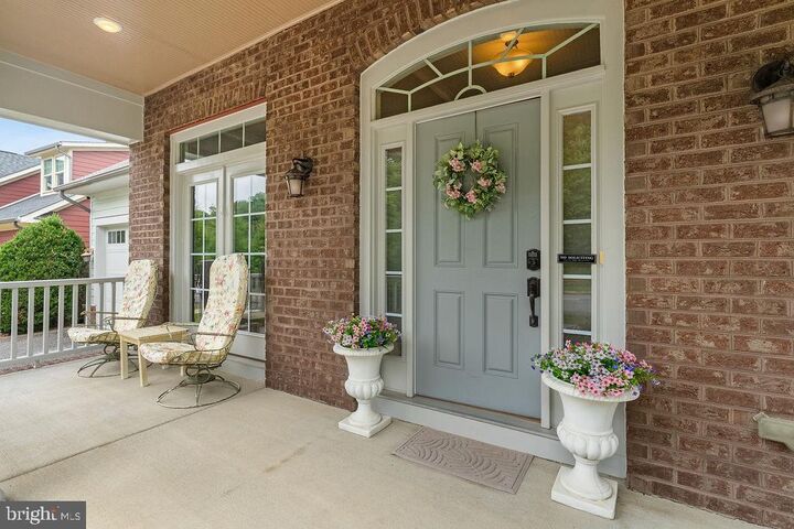 Property Photo:  2204 Potomac River Boulevard  VA 22026 