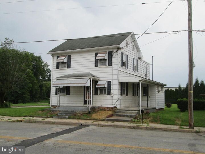 Property Photo: 225 Abbottstown Street PA 17316