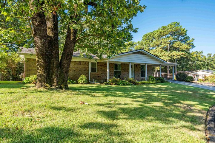 Property Photo:  111 Ironwood Street  AR 71913 