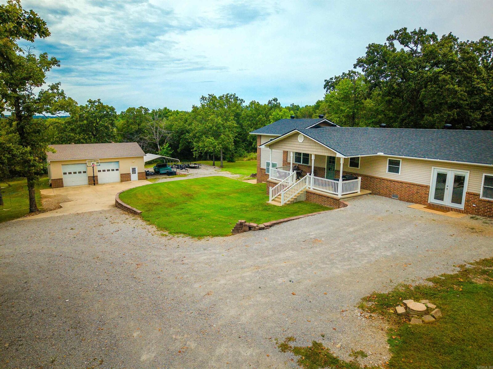 Property Photo: 483 Cr 1173 AR 72635