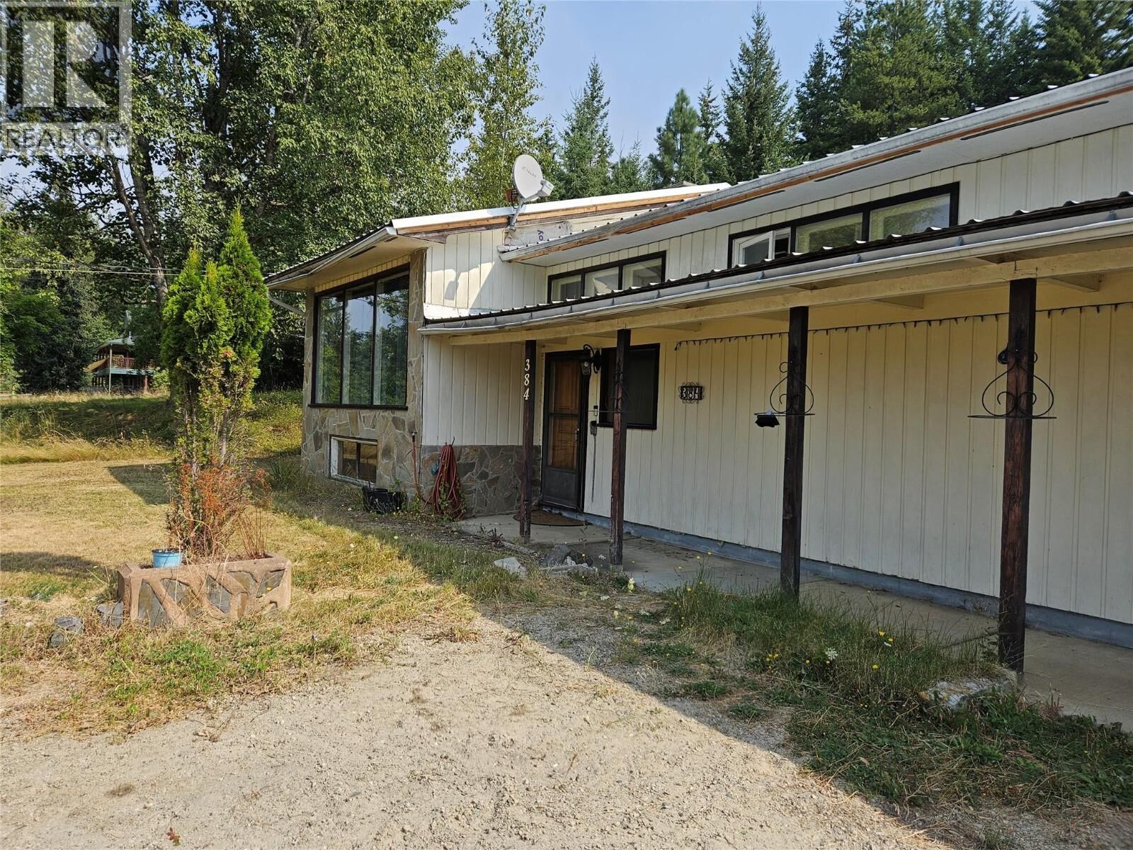 Property Photo:  384 Highway Highway South  BC V0G 1R1 