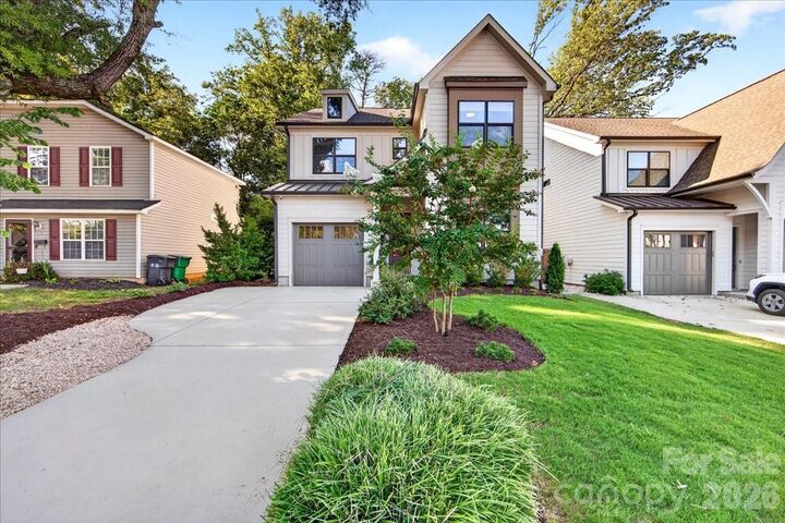 Property Photo:  816 State Street  NC 28208 
