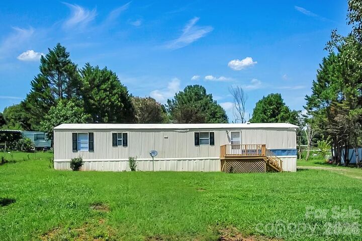 Property Photo:  6584 Deerwood Trail  NC 28168 