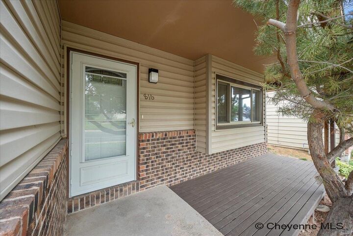Property Photo:  816 Gardenia Dr  WY 82009 