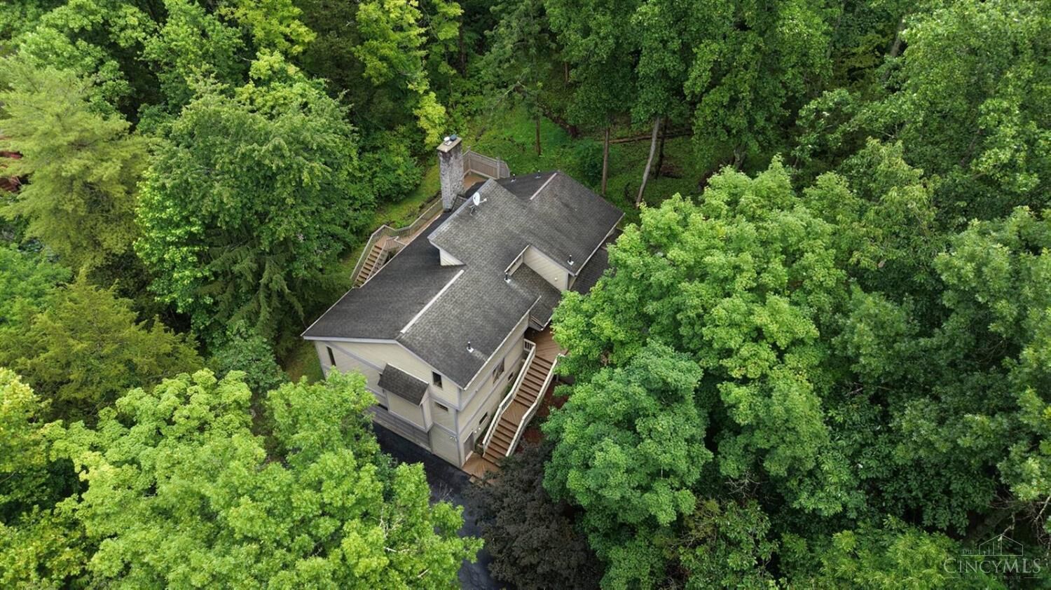 Property Photo:  3533 Woodland Trail  OH 45255 