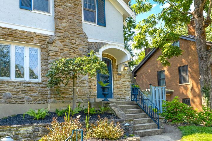 Property Photo:  3207 Hardisty Avenue  OH 45208 