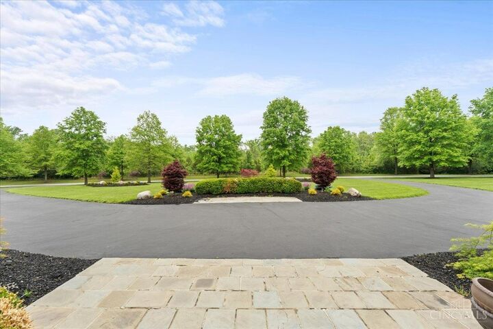 Property Photo:  9020 Whisperinghill Drive  OH 45242 