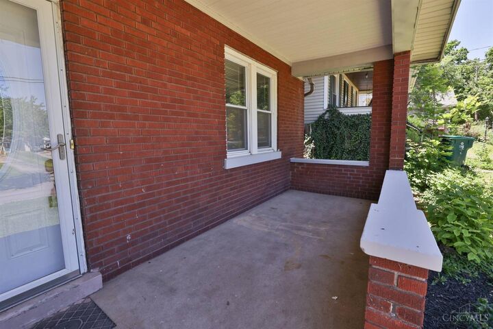 Property Photo: 3317 Hildreth Avenue OH 45211