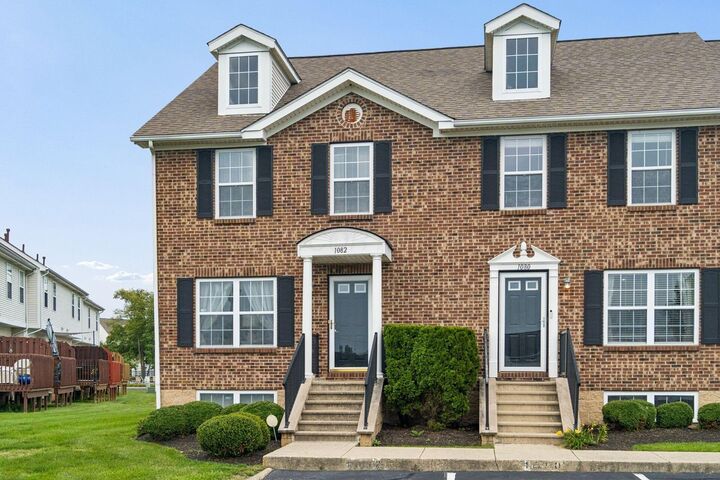 Property Photo: 1080 Shady Lake Drive OH 43228