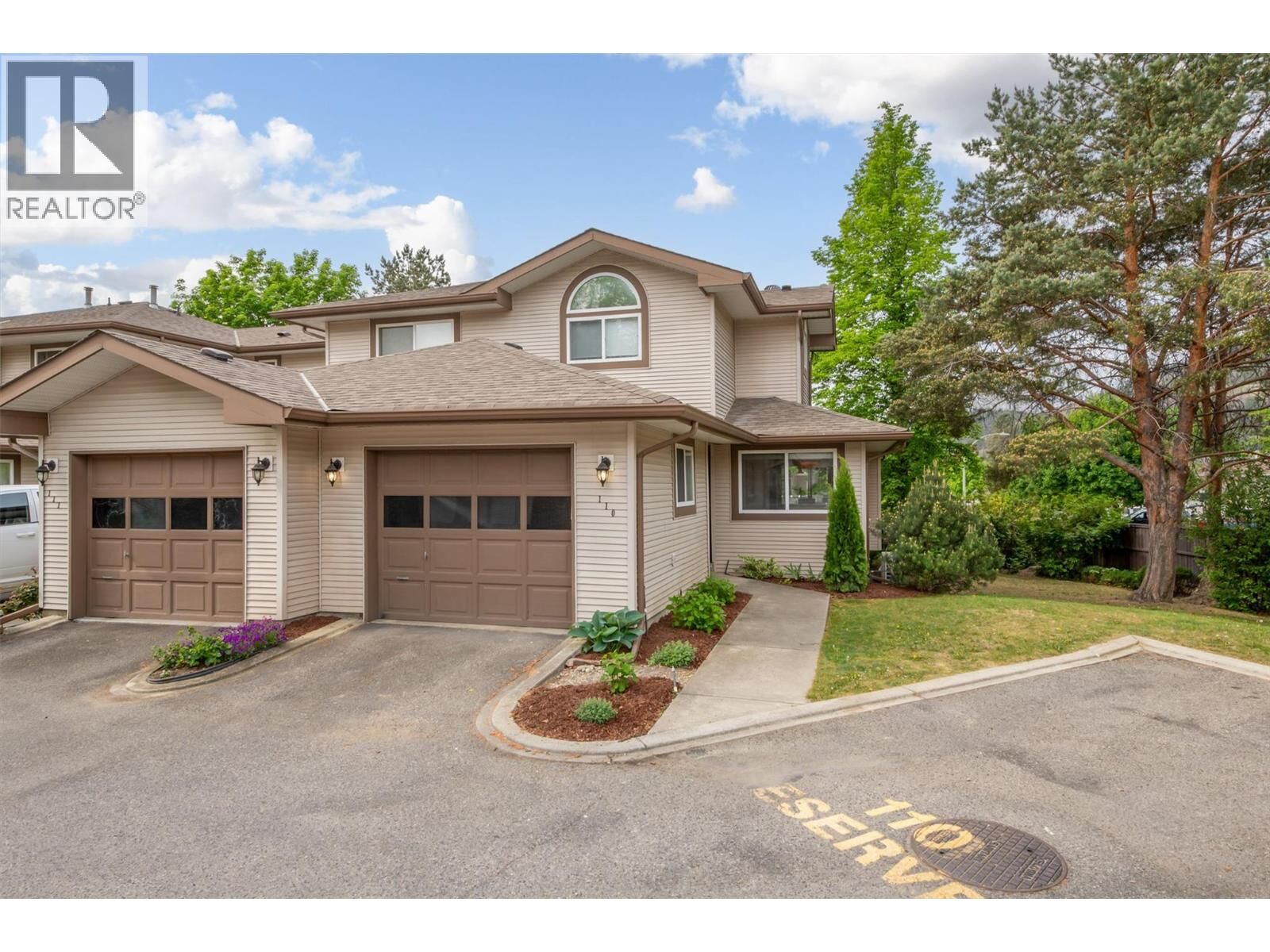Property Photo:  133 Wyndham Crescent 110  BC V1V 1Y8 