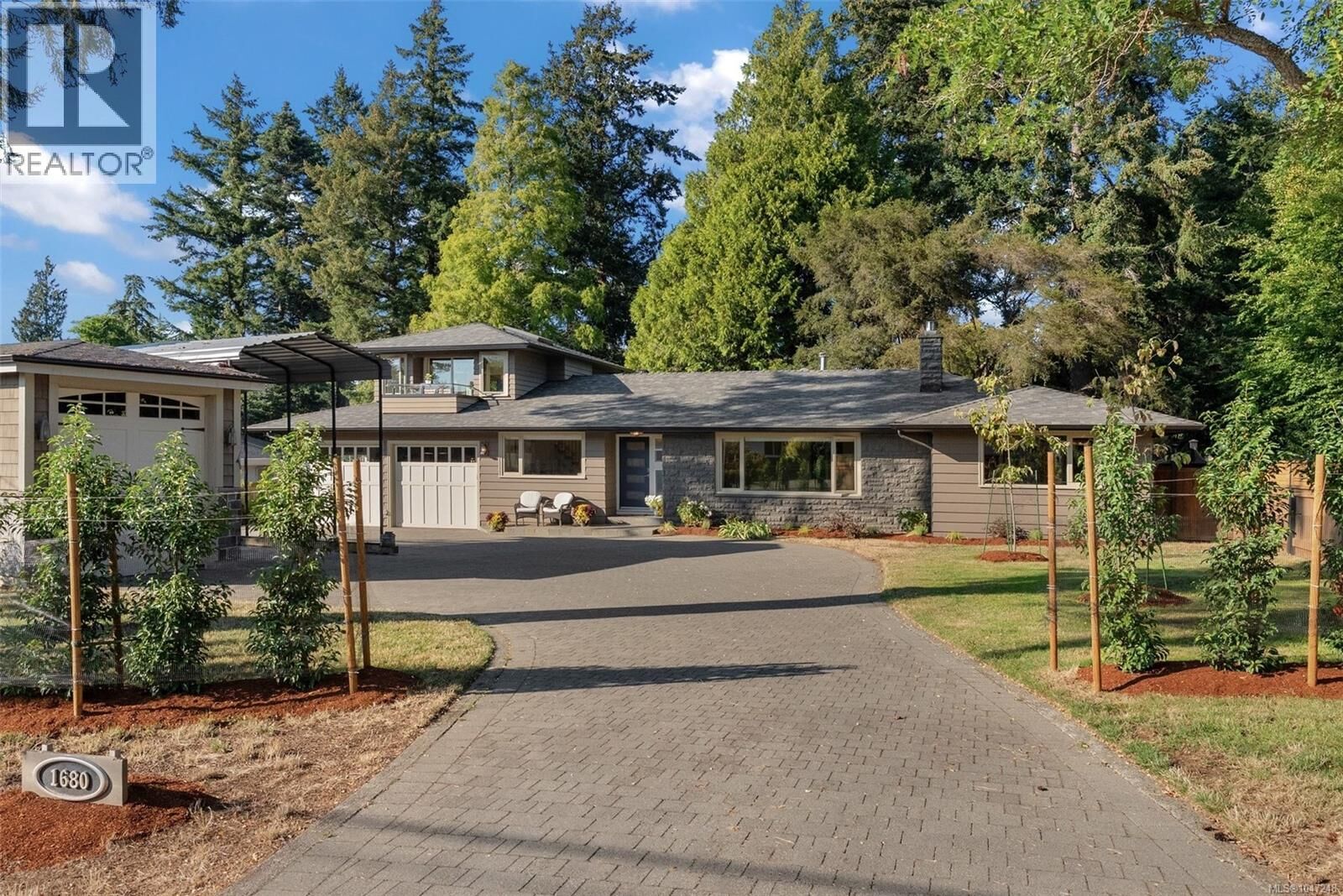 Property Photo:  1680 Ash Road  BC V5C 4B3 