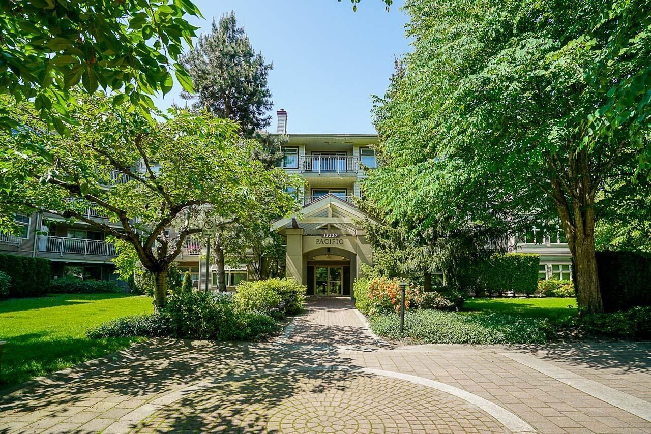 Property Photo:  15220 Guildford Drive 401  BC V3R 0Y6 