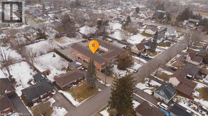 Property Photo:  78 Bee Street 8  ON N4S 3Z3 