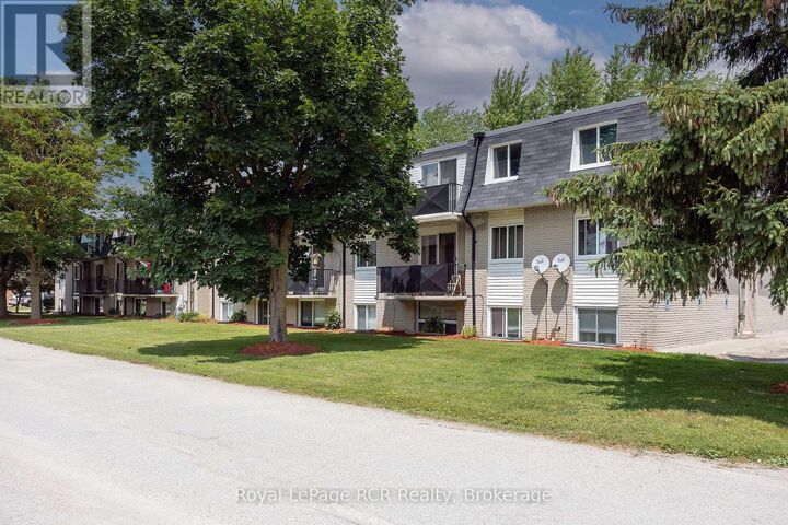 Property Photo:  118 Preston Street Unit 102  ON N0G 1A0 