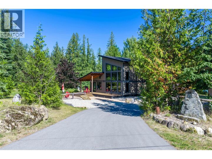 Property Photo: 1808 Northview Drive BC V0E 2S1