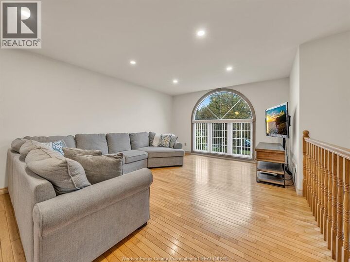 Property Photo:  9 Lyle Street  ON N0R 1B0 