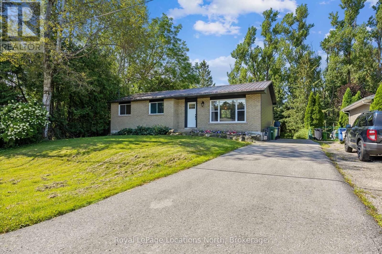 Property Photo: 2 McDowell Street ON N0C 1B0