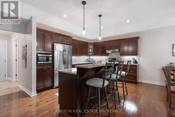 Property Photo: 1217 Innwood Avenue ON K6J 5V4