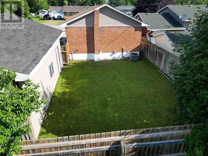 Property Photo: 31 East Balfour St ON P6C 1W9