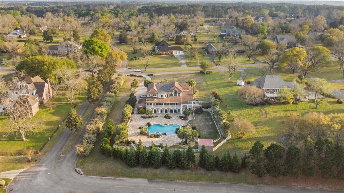 Property Photo:  200 Asphodel Drive  AL 00N/A 