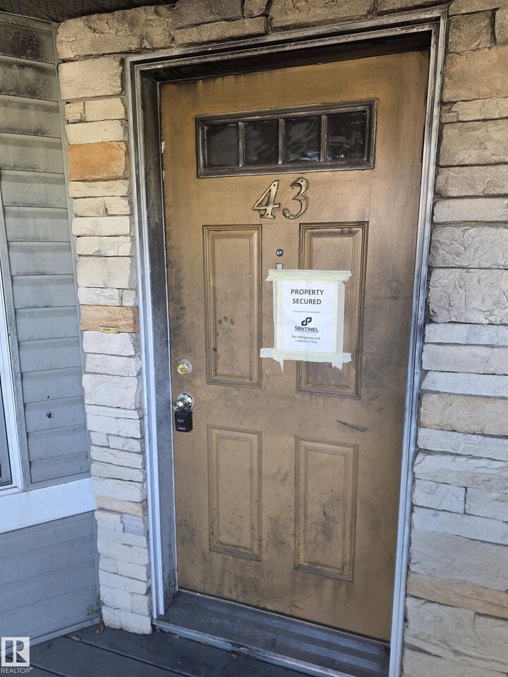 Property Photo:  43 Vernon Street  AB T7X 0B6 