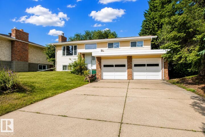 Property Photo:  50 Groveland Road  AB T8A 3G6 