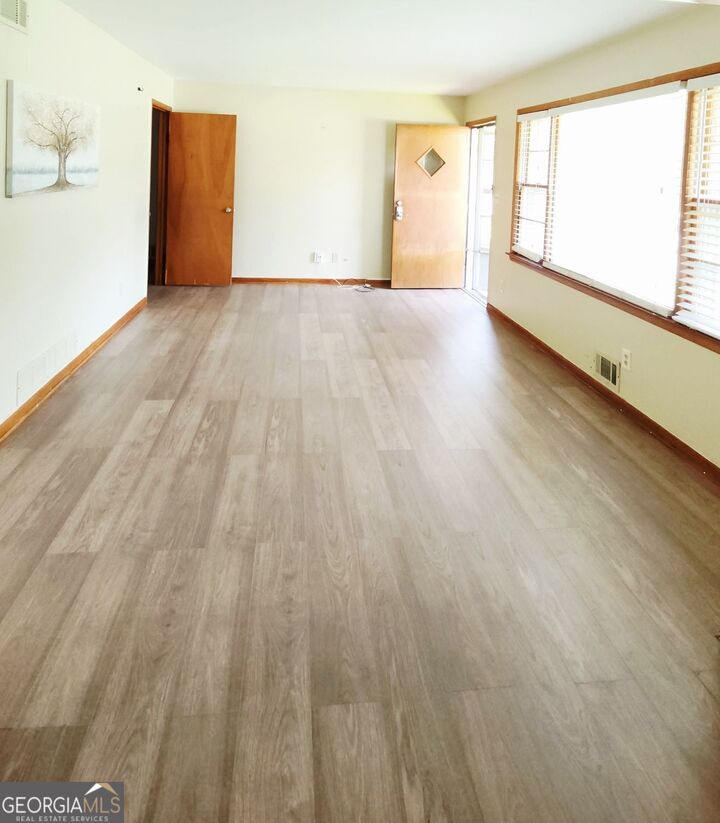 Property Photo:  965 Laurel Street  GA 30260 