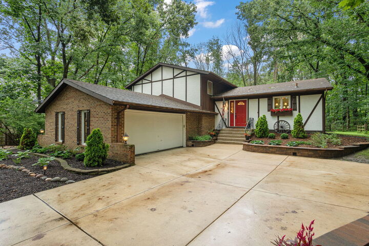 Property Photo:  4834 W 84th Court  IN 46307 