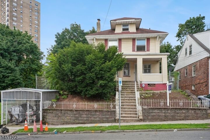 Property Photo:  14 Scheerer Ave  NJ 07112 