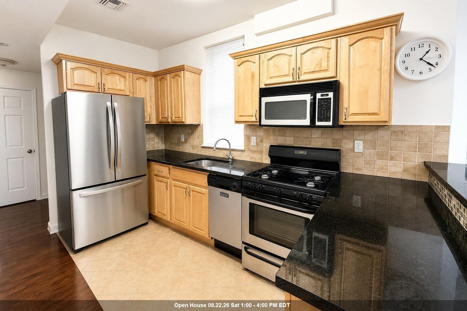 Property Photo:  395 2nd St 302 (3R)  NJ 07302 