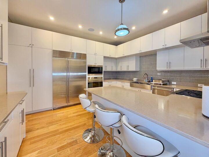 Property Photo: 9 Somerset Lane Ph 608/614 NJ 08010