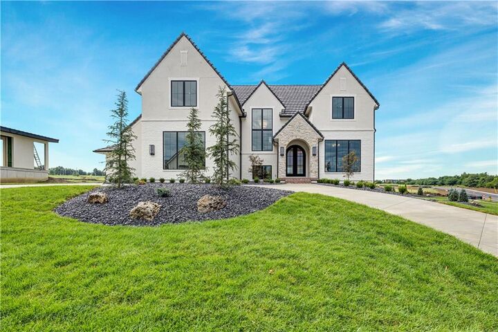 Property Photo:  12111 W 173rd Terrace  KS 66221 