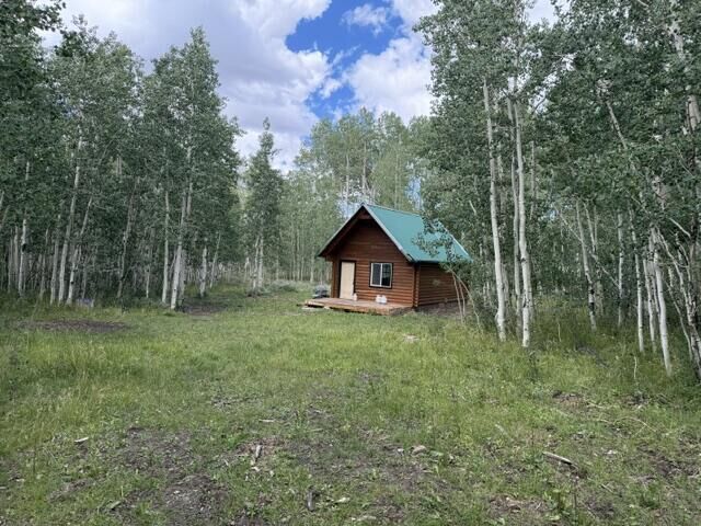 Property Photo: 1396 W 725 N UT 84719