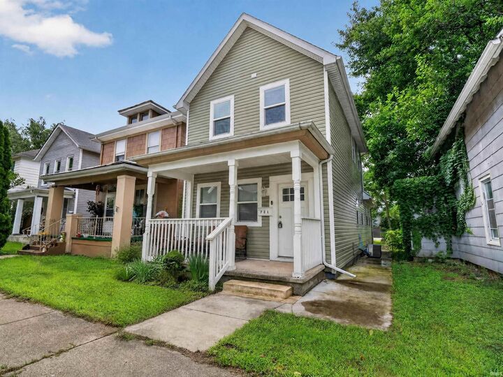 Property Photo: 721 W Dewald Street IN 46802