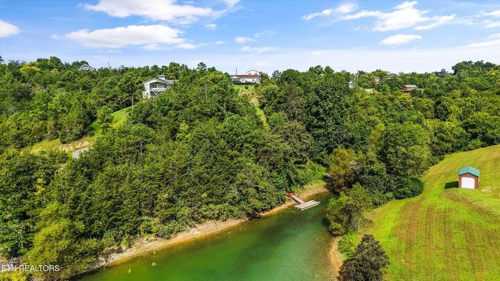 Property Photo:  2064 Kerr Rd  TN 37876 