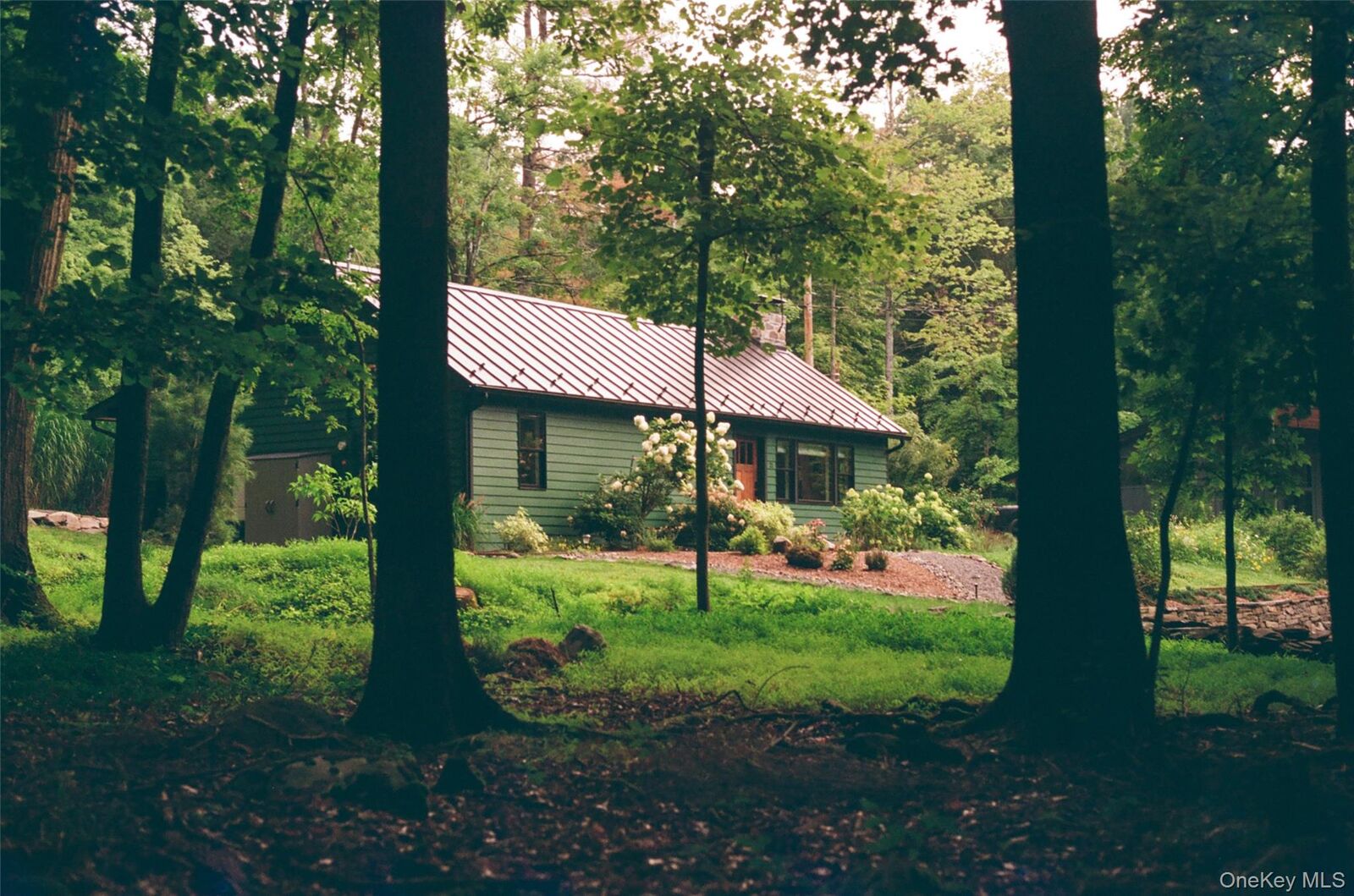 Property Photo:  21 Vandermark Road  NY 12498 