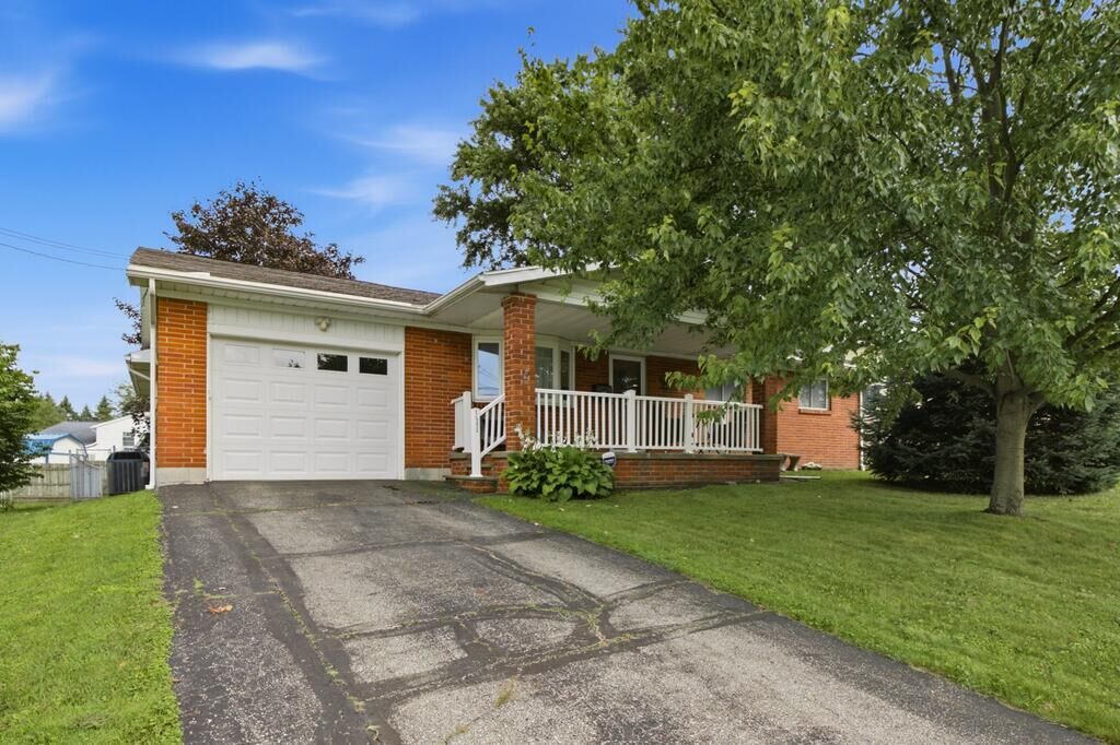 Property Photo:  1465 Orange Rd  OH 44805 