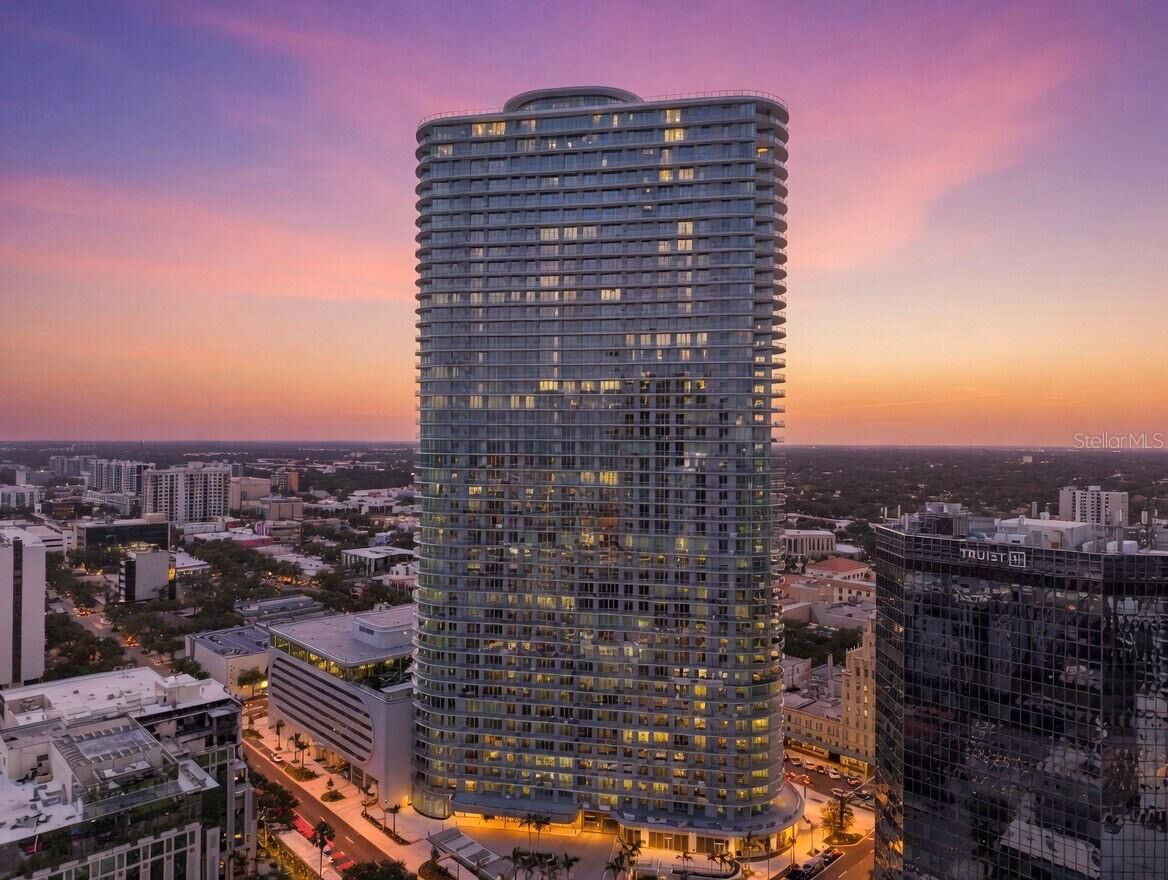 Property Photo:  400 Central Avenue 3706  FL 33701 